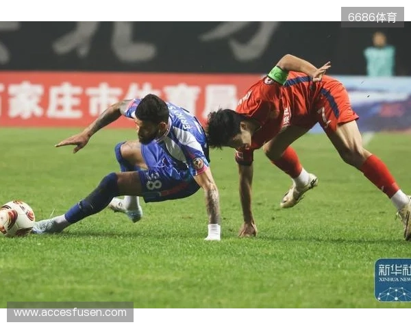 上海嘉定汇龙vs重庆铜梁龙首发：向余望出战，铜梁龙赢球就升超